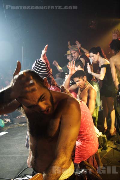 MON COTE PUNK - 2005-12-01 - PARIS - Cabaret Sauvage - 